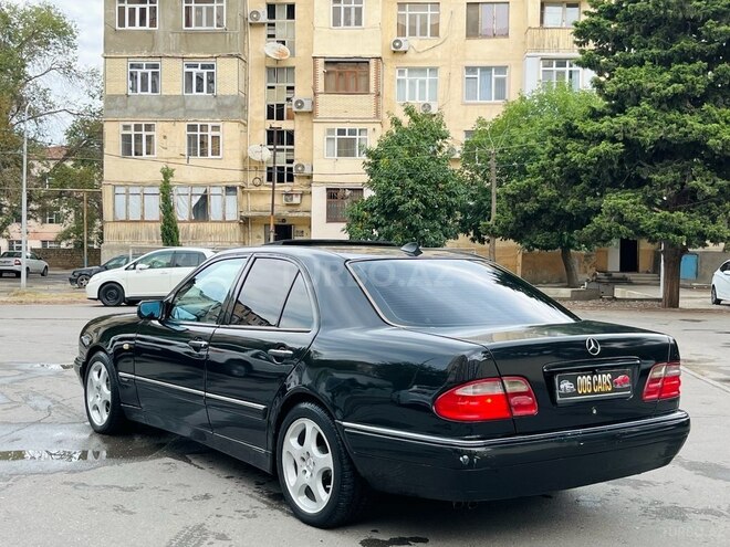 Mercedes E 240 1999, 320,000 km - 2.4 l - Sumqayıt