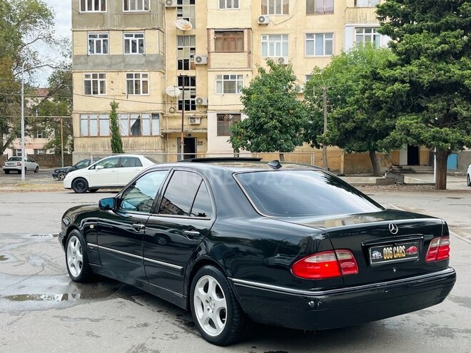 Mercedes E 240 1999, 320,000 km - 2.4 l - Sumqayıt