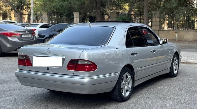 Mercedes E 230 1995, 220,000 km - 2.3 l - Şirvan