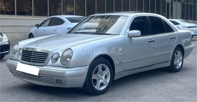 Mercedes E 230 1995, 220,000 km - 2.3 l - Şirvan