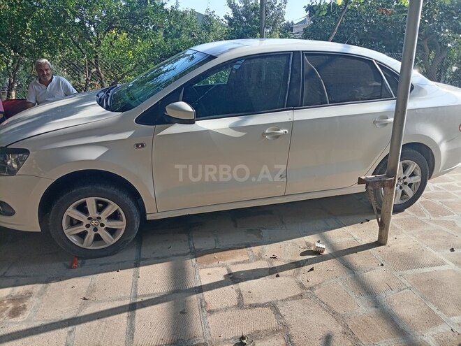 Volkswagen Polo 2012, 245,000 km - 1.6 l - Bakı