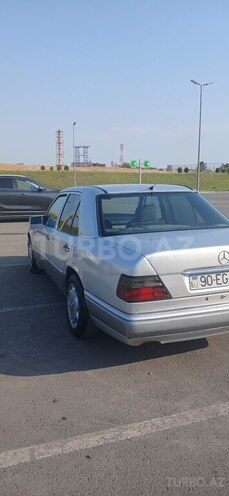 Mercedes E 250 1994, 516,000 km - 2.5 l - Bakı