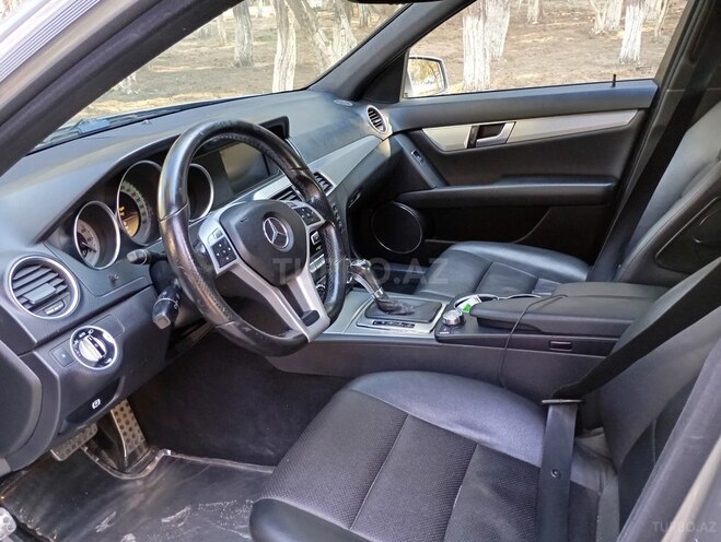 Mercedes C 250 2011, 325,000 km - 1.8 l - Bakı