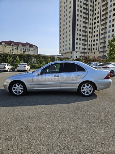 Mercedes C 240 2000, 434,800 km - 2.6 l - Bakı