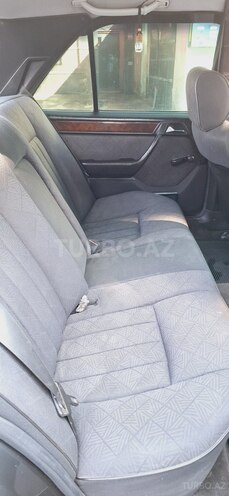Mercedes E 220 1995, 688,315 km - 2.2 l - Bakı