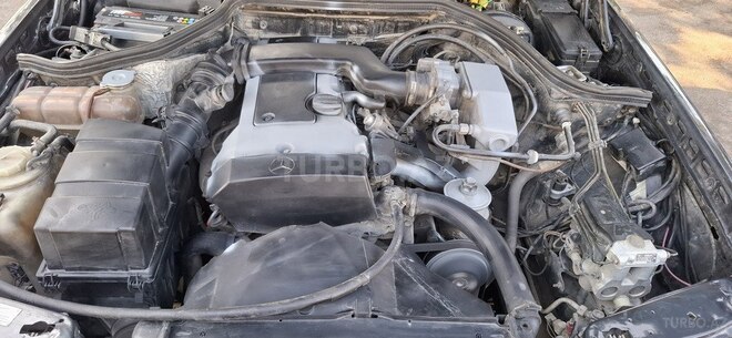 Mercedes E 220 1995, 688,315 km - 2.2 l - Bakı