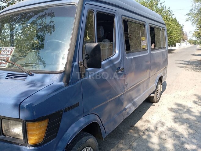Mercedes 308 D 1993, 236,523 km - 2.3 l - Biləsuvar