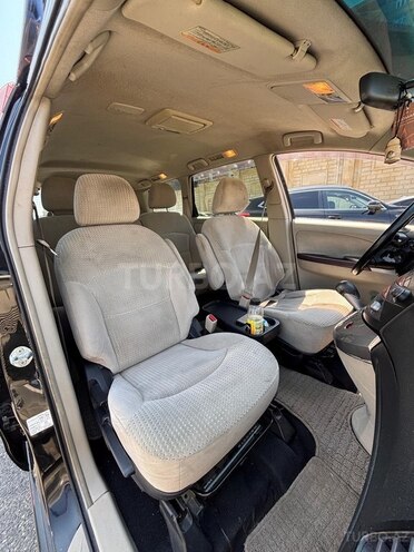 Mitsubishi Grandis 2004, 200,000 km - 2.4 л - Bakı