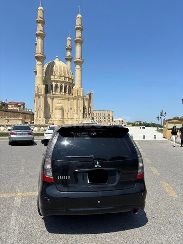 Mitsubishi Grandis 2004, 200,000 km - 2.4 л - Bakı