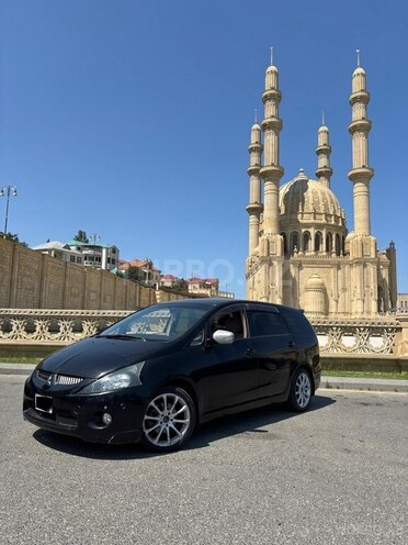 Mitsubishi Grandis 2004, 200,000 km - 2.4 л - Bakı