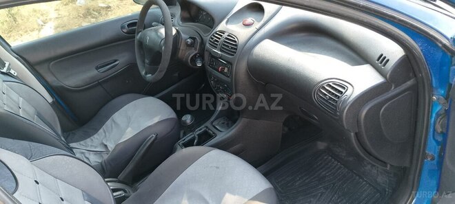 Peugeot 206 2008, 200,000 km - 1.4 l - Bakı