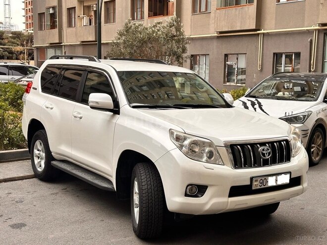 Toyota Land Cruiser Prado 2011, 196,500 km - 2.7 л - Bakı