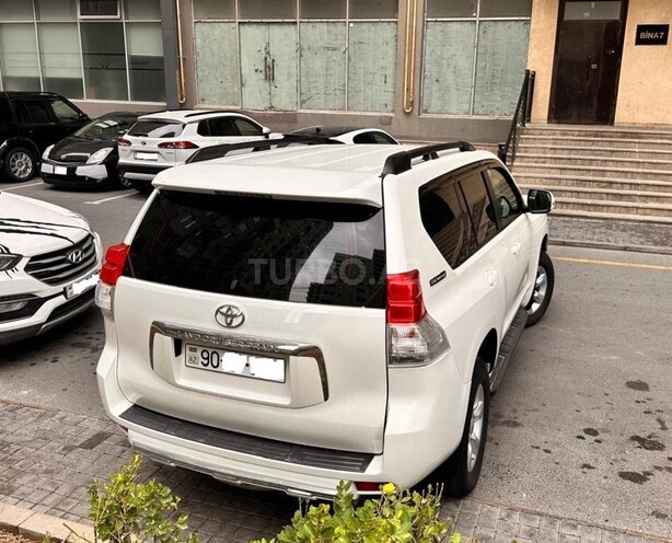 Toyota Land Cruiser Prado 2011, 196,500 km - 2.7 л - Bakı