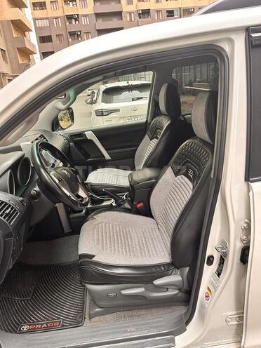 Toyota Land Cruiser Prado 2011, 196,500 km - 2.7 л - Bakı