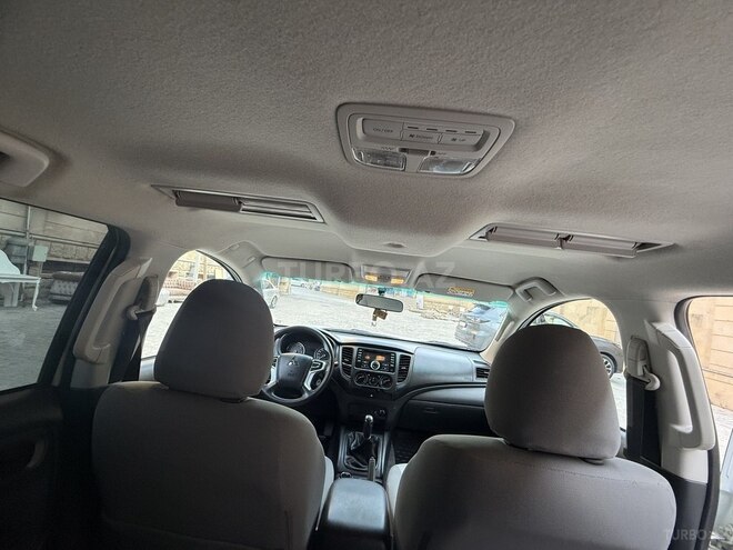 Mitsubishi L200 2022, 106,439 km - 2.4 l - Bakı