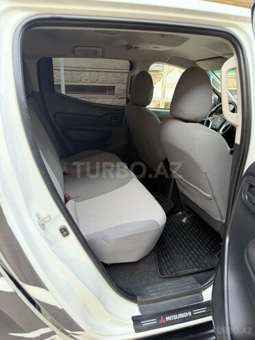 Mitsubishi L200 2022, 106,439 km - 2.4 l - Bakı