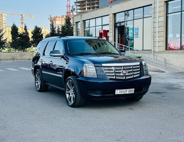 Cadillac Escalade 2007, 185,000 km - 6.2 l - Sumqayıt