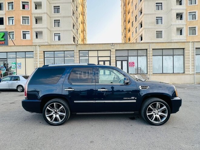 Cadillac Escalade 2007, 185,000 km - 6.2 l - Sumqayıt