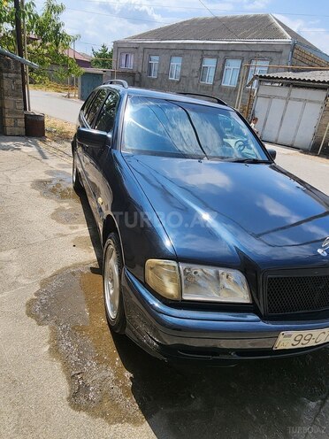 Mercedes C 220 d 1999, 463,000 km - 2.2 l - Quba