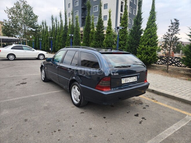 Mercedes C 220 d 1999, 463,000 km - 2.2 l - Quba