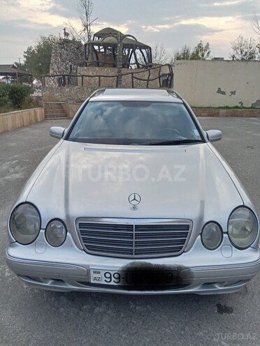 Mercedes E 270 2000, 380,000 km - 2.7 l - Beyləqan