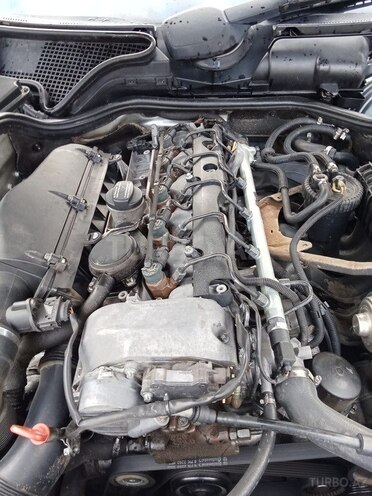Mercedes E 270 2000, 380,000 km - 2.7 l - Beyləqan
