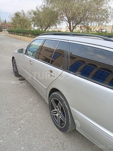 Mercedes E 270 2000, 380,000 km - 2.7 l - Beyləqan
