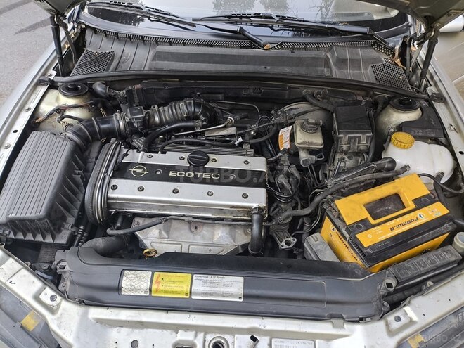 Opel Vectra 1999, 400,000 km - 2.0 l - Bakı