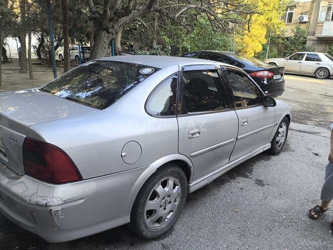 Opel Vectra 1999, 400,000 km - 2.0 l - Bakı