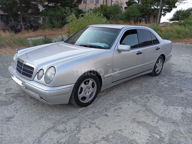 Mercedes E 220 d 2000, 398,000 km - 2.2 l - Bakı
