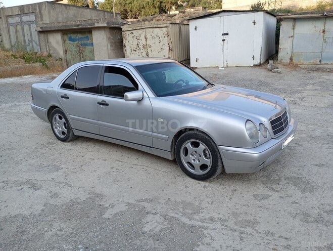 Mercedes E 220 d 2000, 398,000 km - 2.2 l - Bakı