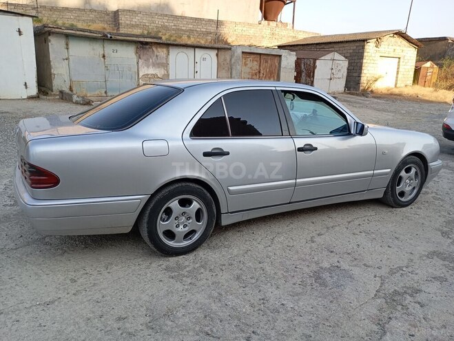 Mercedes E 220 d 2000, 398,000 km - 2.2 l - Bakı