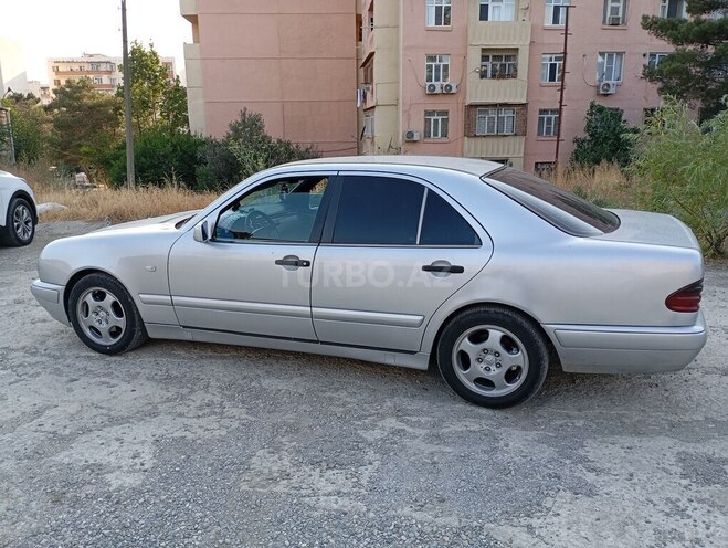Mercedes E 220 d 2000, 398,000 km - 2.2 l - Bakı