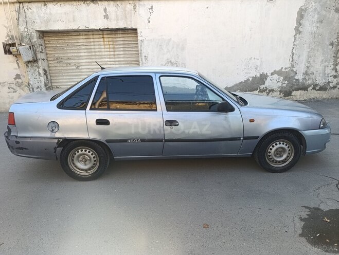 Daewoo Nexia 2011, 105,000 km - 1.5 l - Bakı