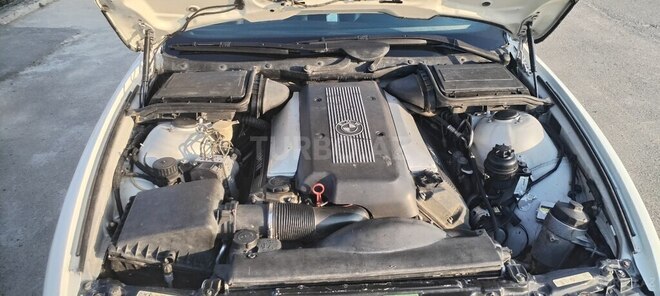 BMW 540 1999, 296,000 km - 4.4 l - Şirvan