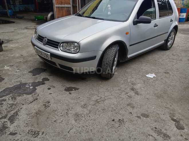 Volkswagen Golf 1999, 230,371 km - 1.4 l - Quba
