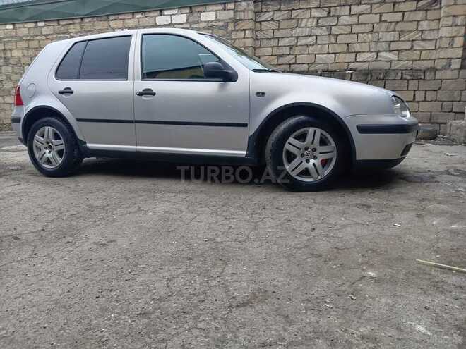 Volkswagen Golf 1999, 230,371 km - 1.4 l - Quba