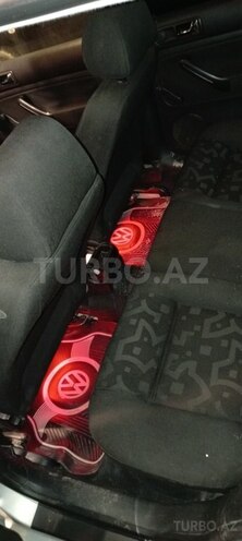 Volkswagen Golf 1999, 230,371 km - 1.4 l - Quba