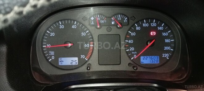 Volkswagen Golf 1999, 230,371 km - 1.4 l - Quba