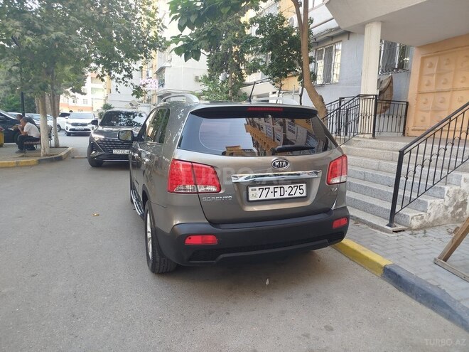 Kia Sorento 2009, 298,000 km - 2.2 l - Bakı