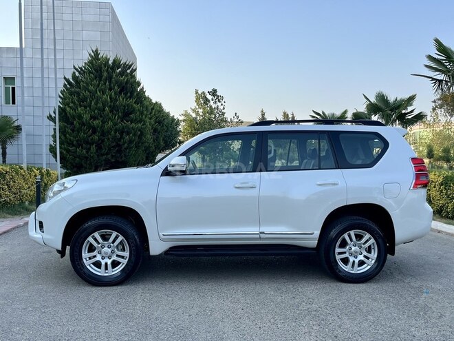 Toyota Land Cruiser Prado 2010, 156,000 km - 2.7 л - Biləsuvar
