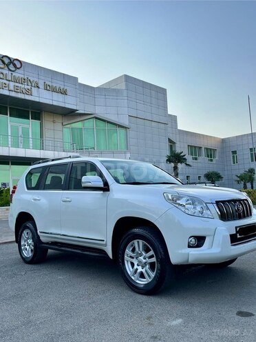 Toyota Land Cruiser Prado 2010, 156,000 km - 2.7 л - Biləsuvar