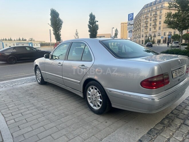 Mercedes E 240 2000, 380,124 km - 2.4 l - Bakı