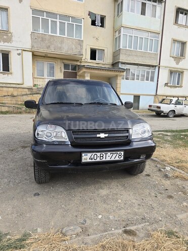 Chevrolet Niva 2008, 144,000 km - 1.7 л - Quba