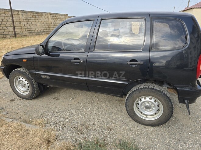 Chevrolet Niva 2008, 144,000 km - 1.7 л - Quba