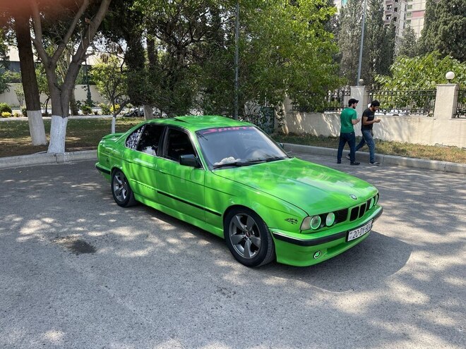 BMW 525 1990, 313,000 km - 2.5 л - Gəncə