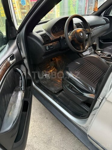 BMW X5 2001, 270,000 km - 4.4 л - Tovuz