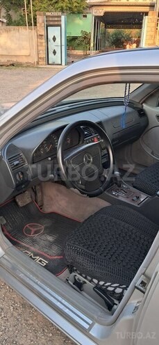Mercedes C 180 1999, 400,000 km - 1.8 l - Saatlı