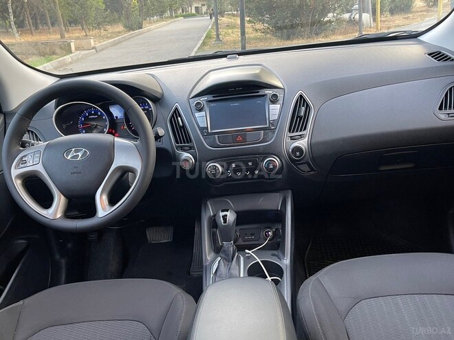 Hyundai ix35 2014, 180,800 km - 2.0 l - Bakı