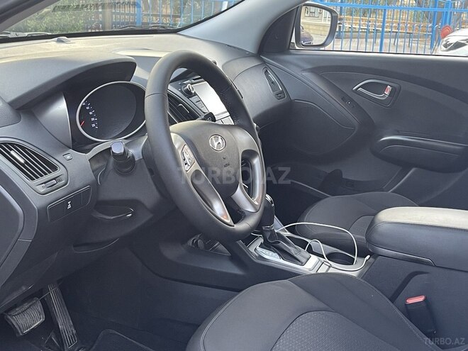 Hyundai ix35 2014, 180,800 km - 2.0 l - Bakı